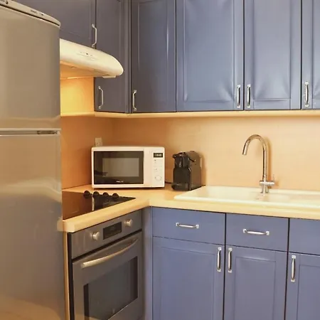 Agence Moment' Jersey Apartment